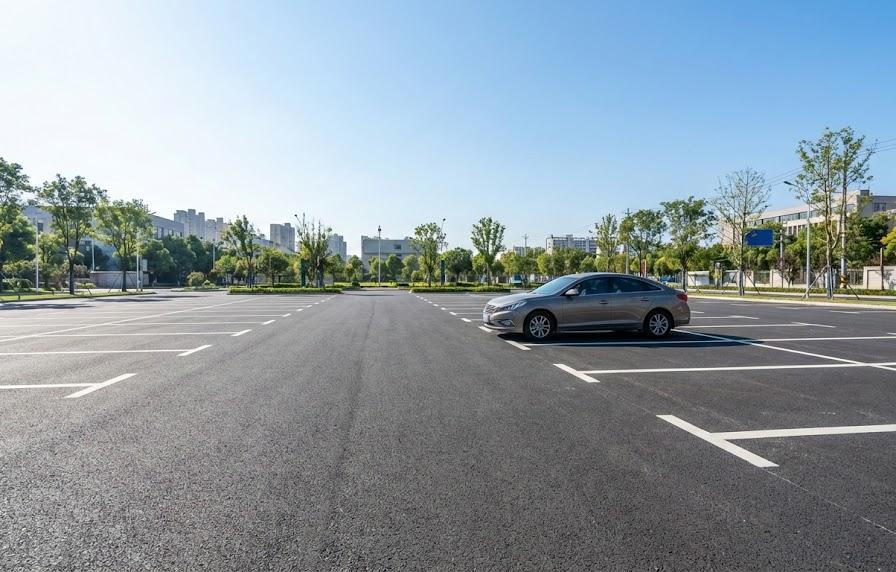 車で訪問する際に知っておきたい近隣の駐車場事情