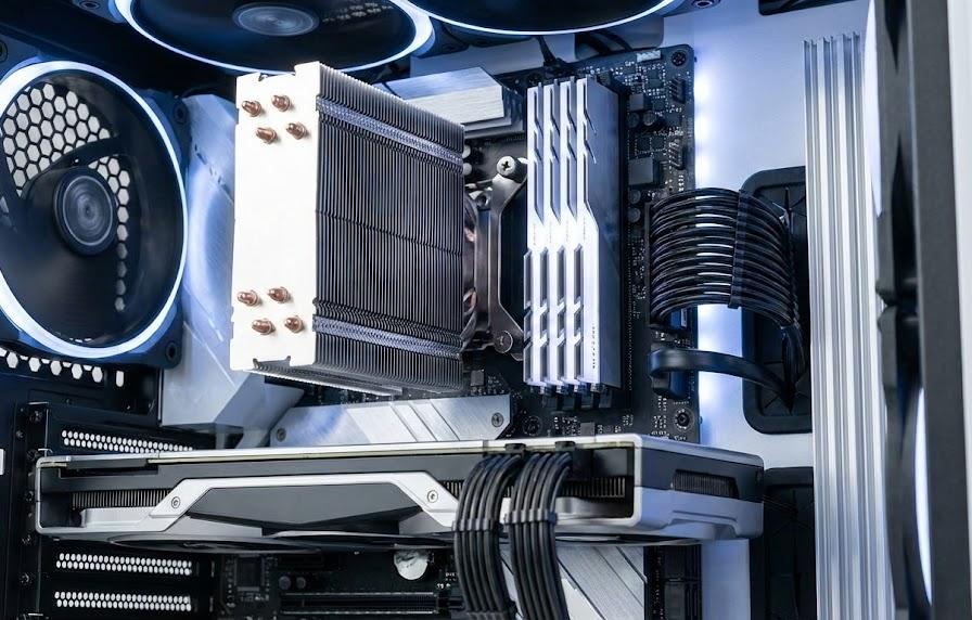 デバイス管理とシステム最適化による安定動作の実現