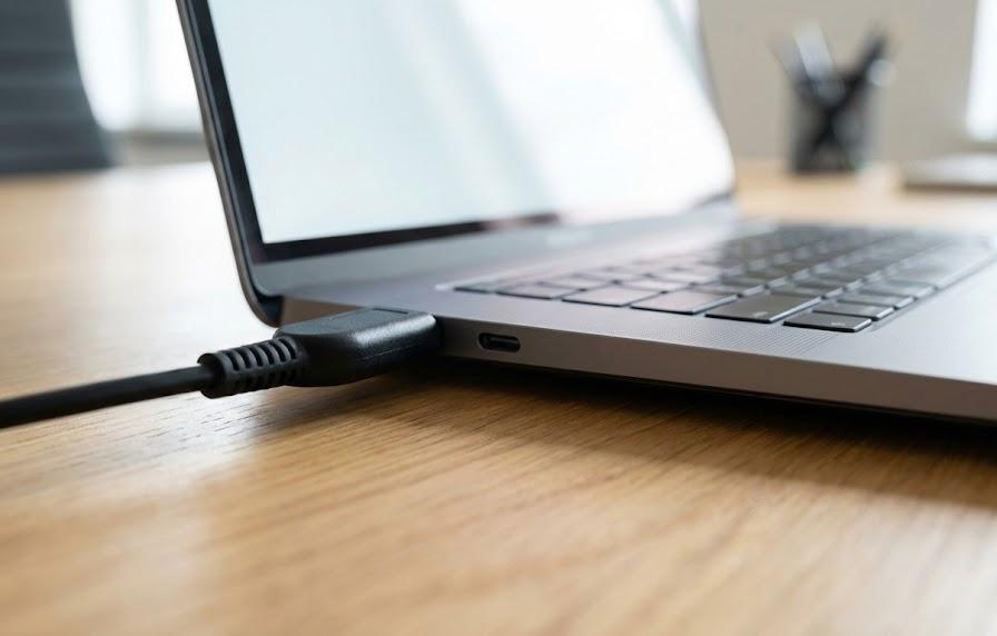 最初に見直したい基本設定と電源プランの確認