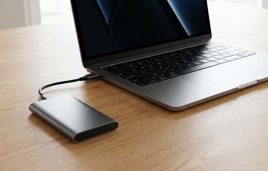 大切なデータを守るバックアップの徹底