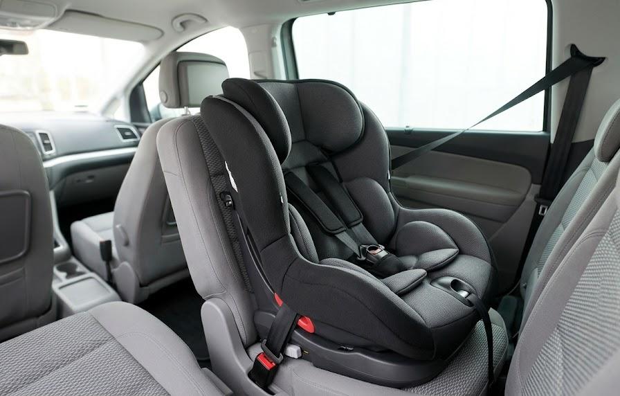 チャイルドシートの貸出サービスと安全性の詳細